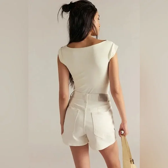 We The Free Crvy Bellarosa Vintage Shorts - Picture 3 of 9